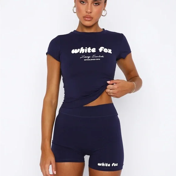 White Fox Boutique Era 8 Baby Tee Nautical Small - Picture 2 of 7